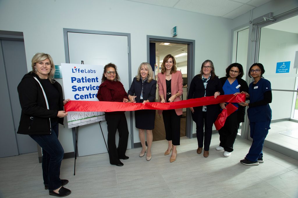 LifeLabs recently hosted the grand opening of its newest Patient Service Centre in Kanata.